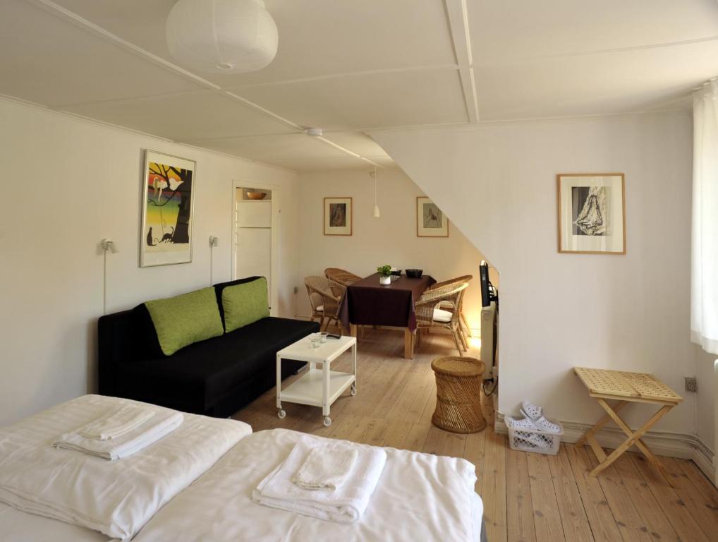 Bed & Coffee Ærøskøbing Ruang foto